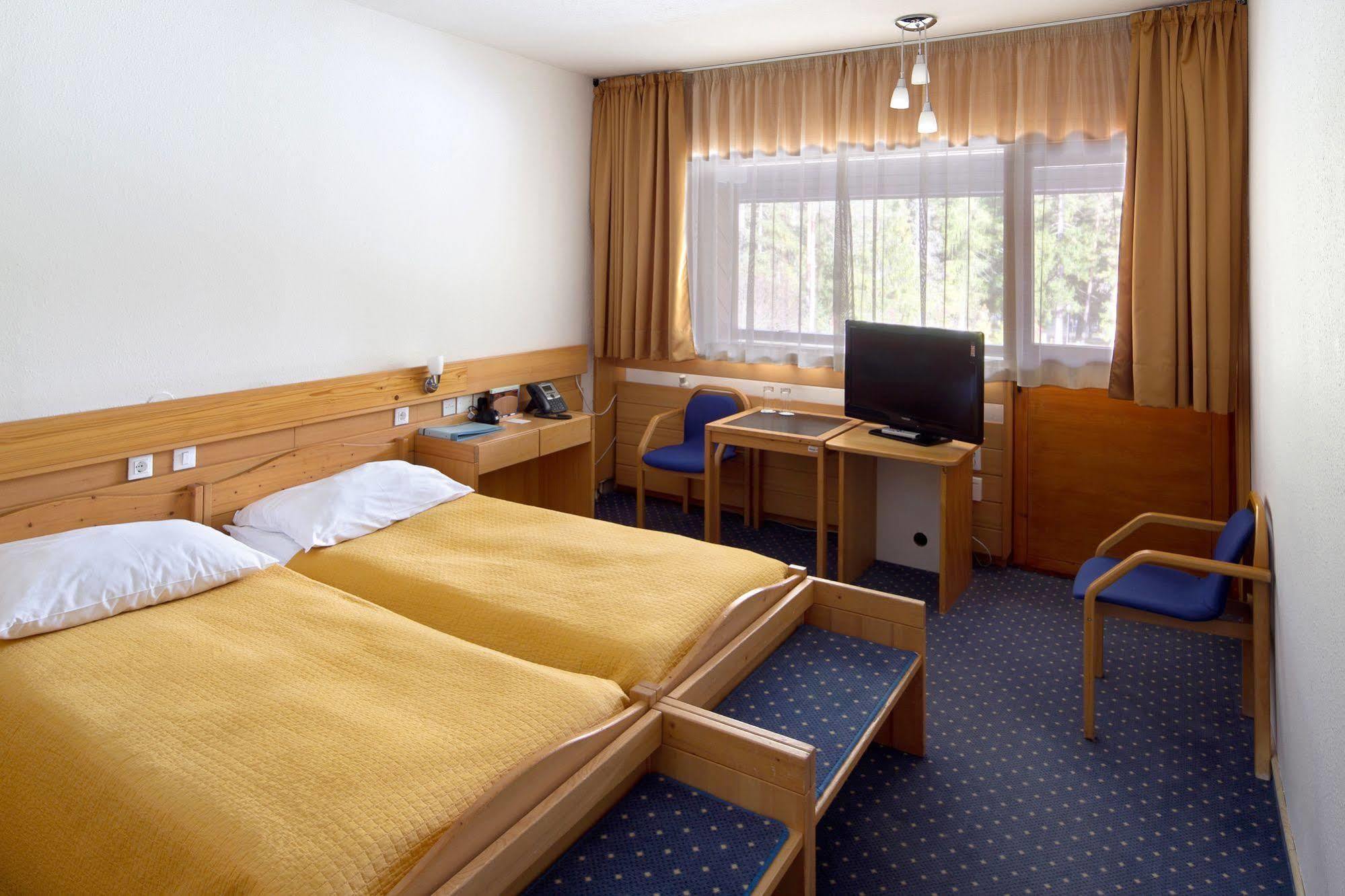 Hotel Spik Kranjska Gora Eksteriør billede