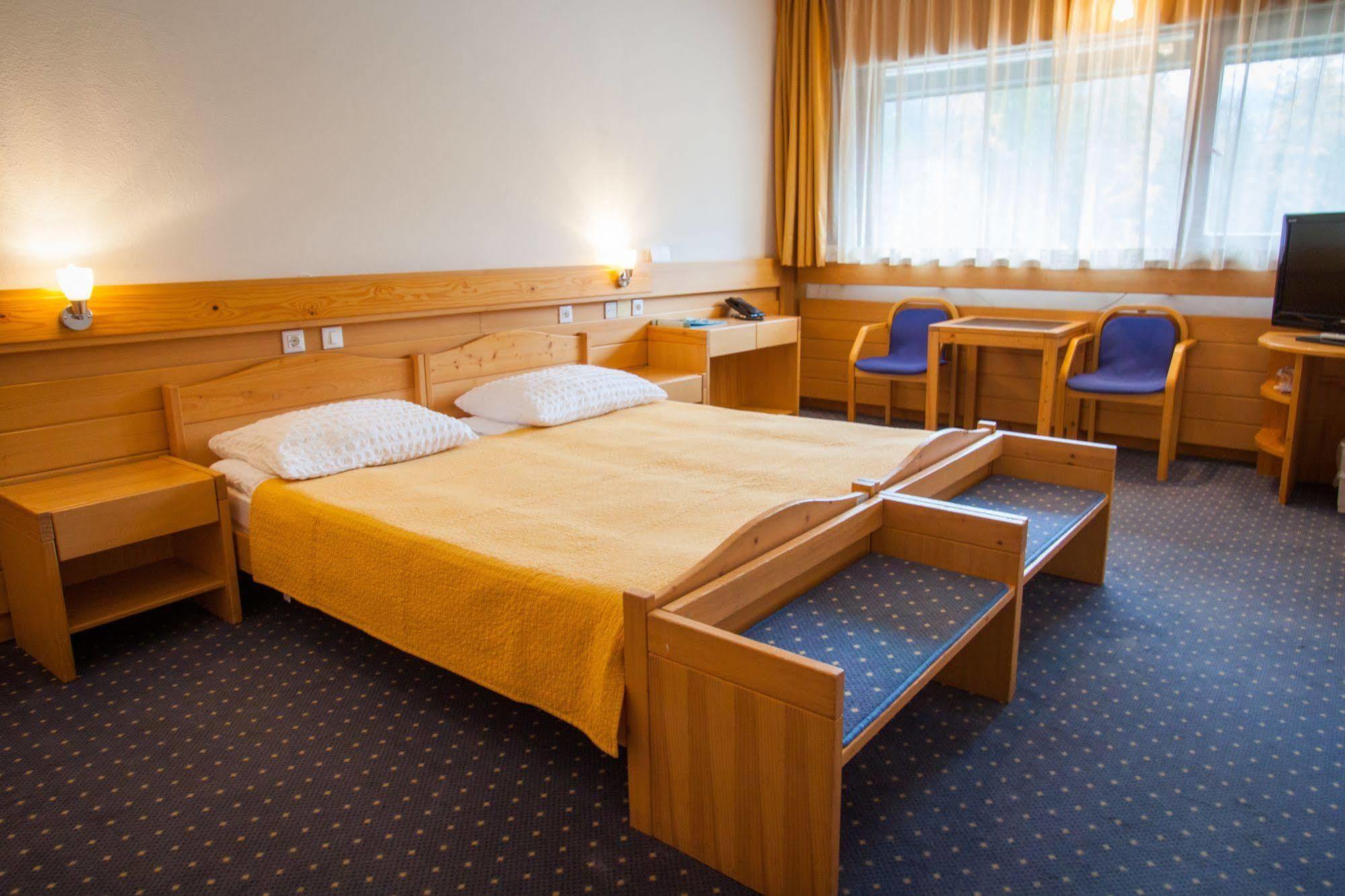 Hotel Spik Kranjska Gora Eksteriør billede
