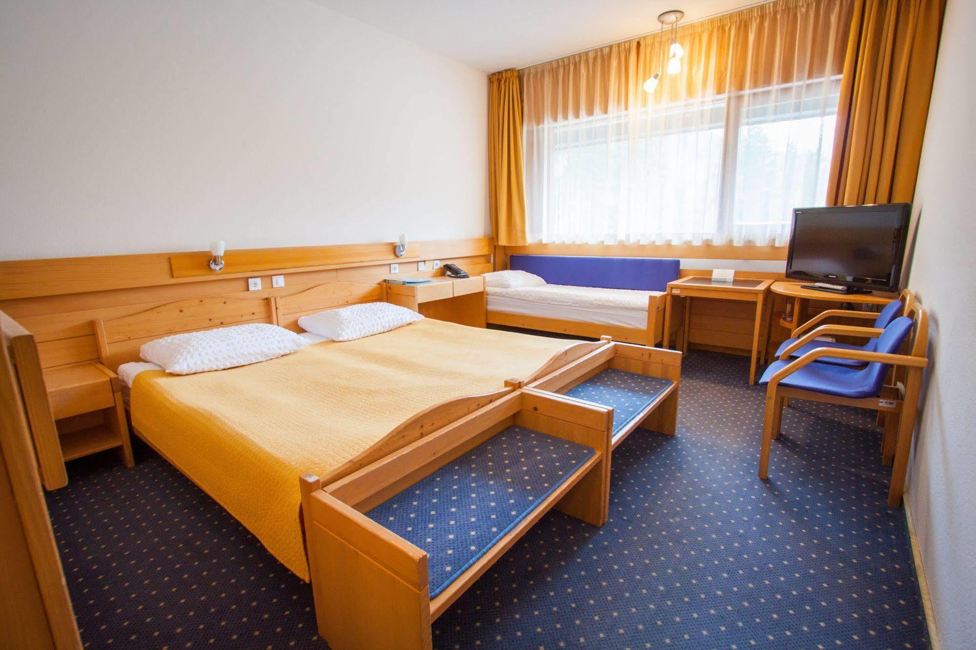 Hotel Spik Kranjska Gora Eksteriør billede